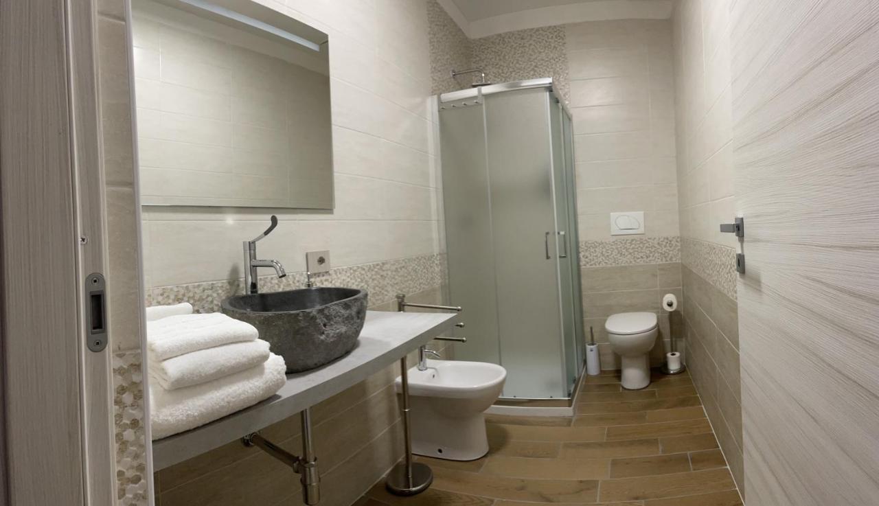 Villoresi Rooms Castano Primo Bagian luar foto
