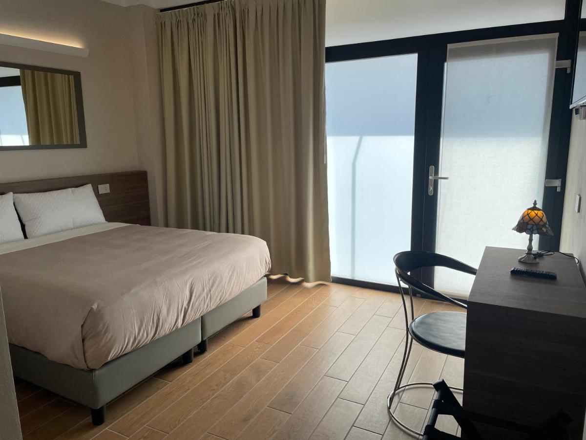 Villoresi Rooms Castano Primo Bagian luar foto