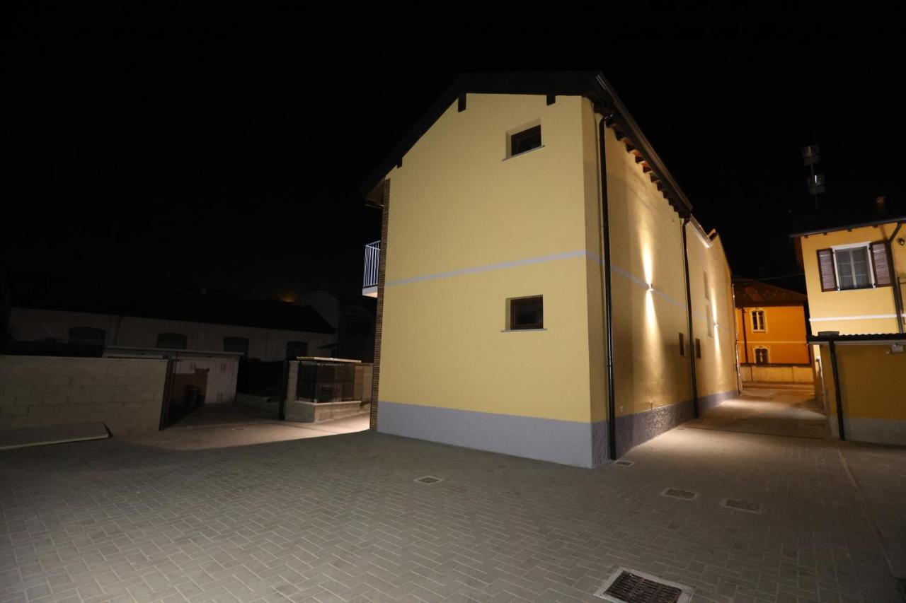 Villoresi Rooms Castano Primo Bagian luar foto